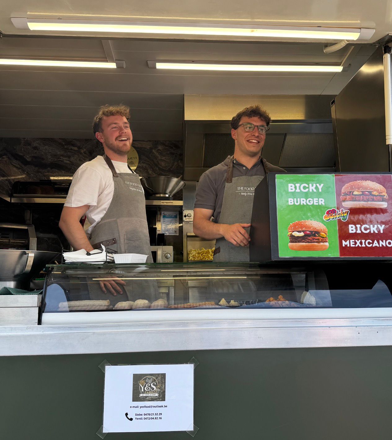 Siebe en Yentl, oprichters van YES Food